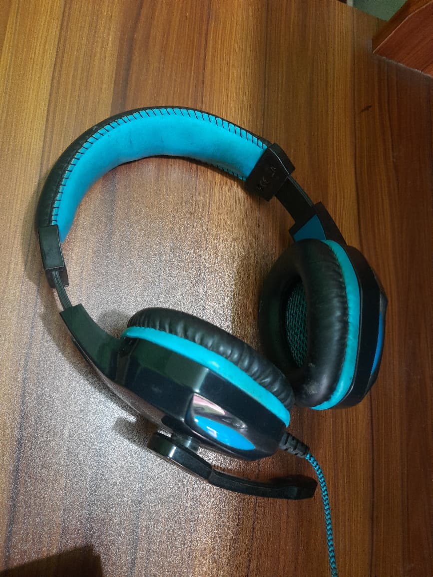 Headphone
